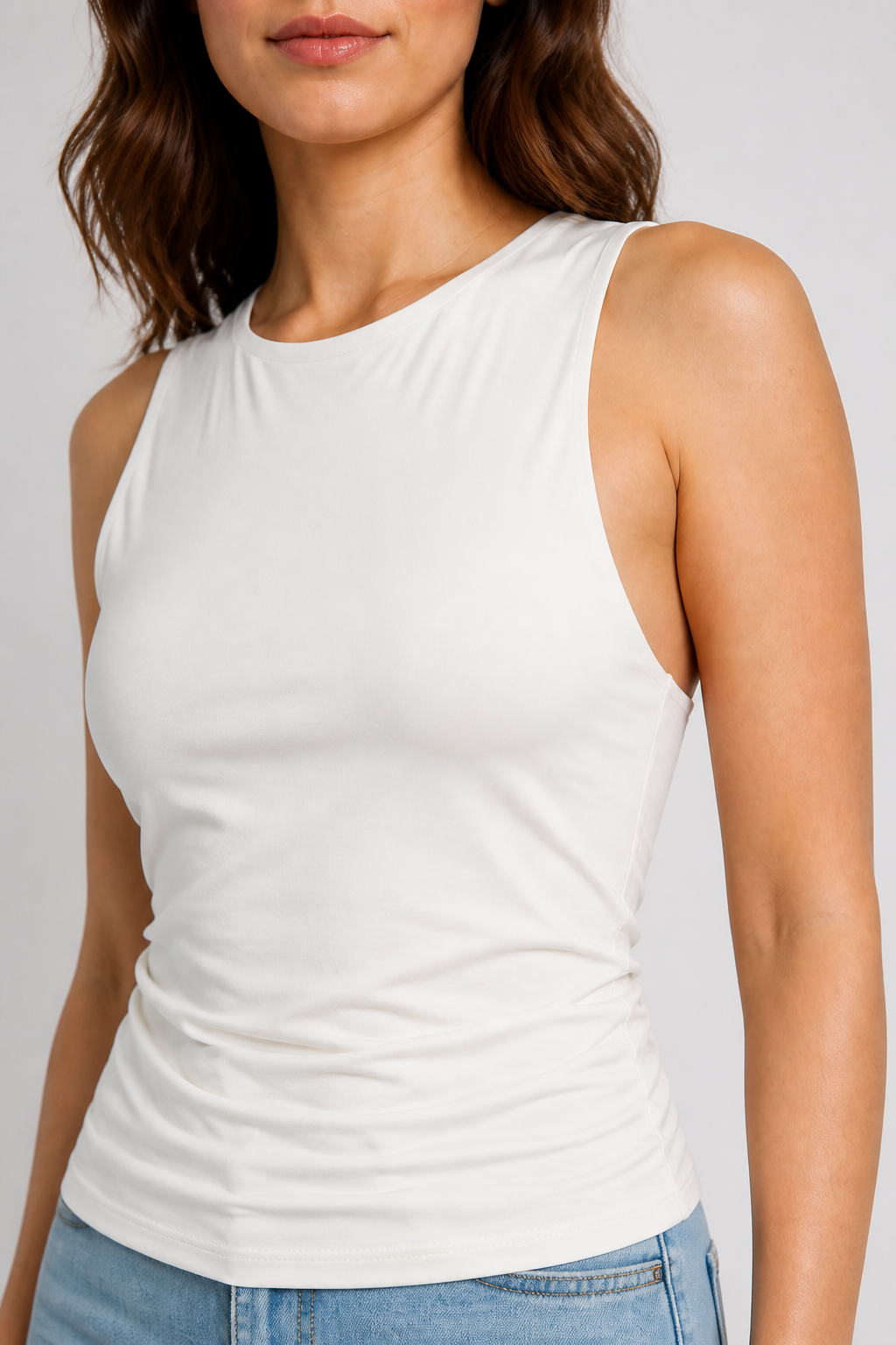 Blusa Lulu White sin mangas de sisa cavada con stretch — Perla
