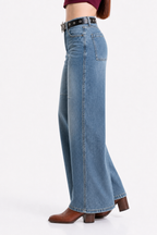 Jeans KOSCH barrel baggy con cinturón de estrellas — Mezclilla clara