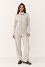 Conjunto Hessed Couture de cierre completo con cuello de hebilla — Beige