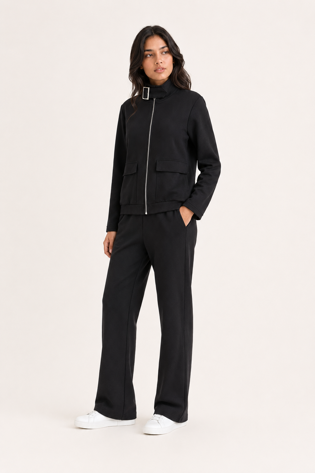 Conjunto Hessed Couture de cierre completo con cuello de hebilla — Negro