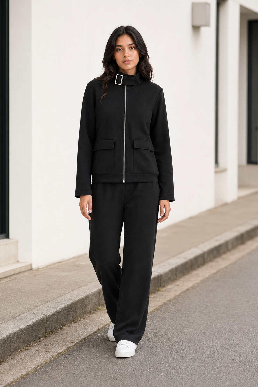 Conjunto Hessed Couture de cierre completo con cuello de hebilla — Negro