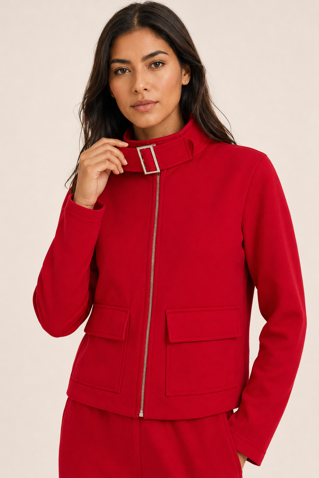 Conjunto Hessed Couture de cierre completo con cuello de hebilla — Rojo