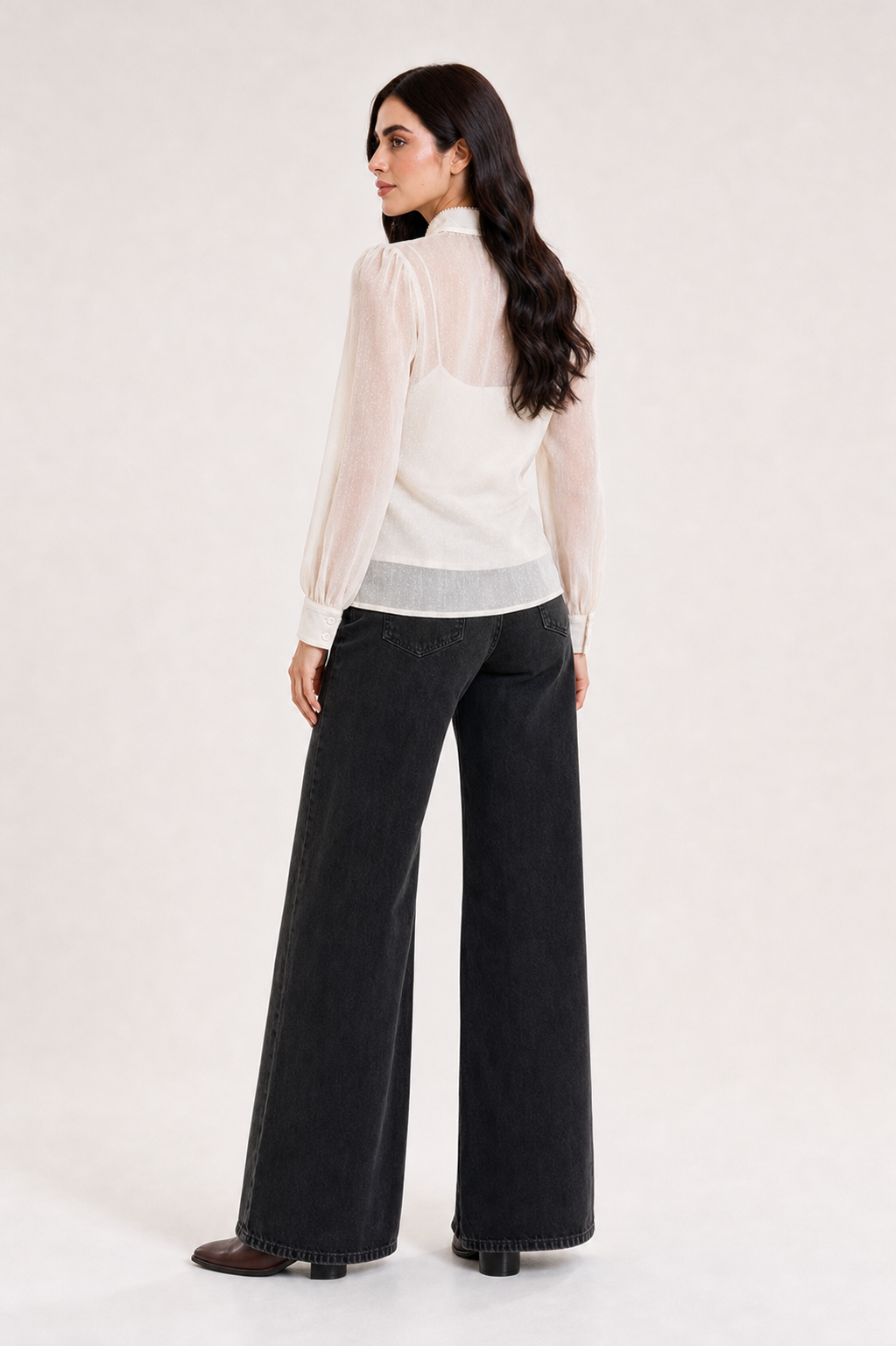 Blusa Hessed Couture de moño — Marfil