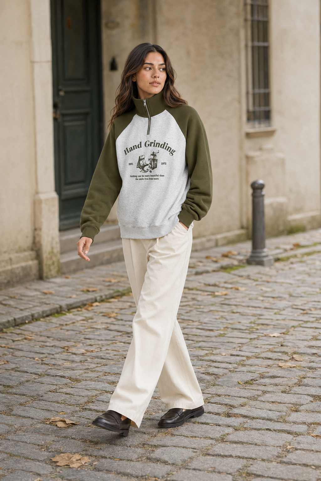 Sudadera Hessed Couture de medio cierre con estampado — Olive