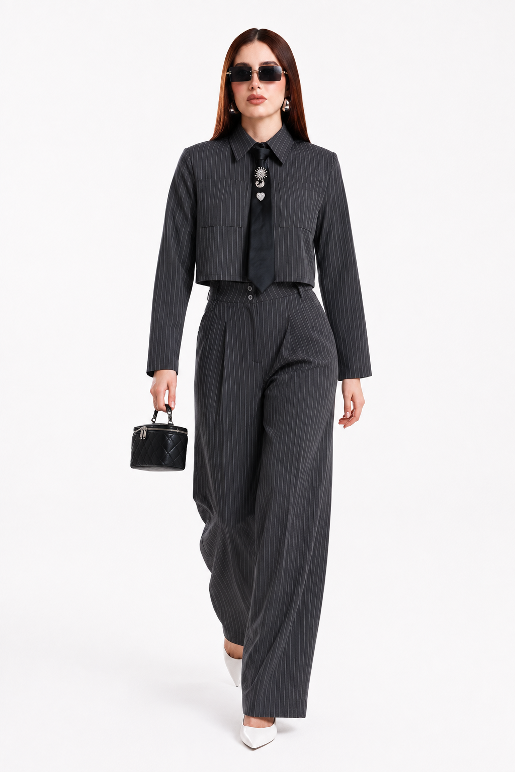 Conjunto Hessed Couture de rayas con corbata — Gris