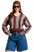 Suéter Hessed Couture de cuello V con rayas y escudo bordado — Café