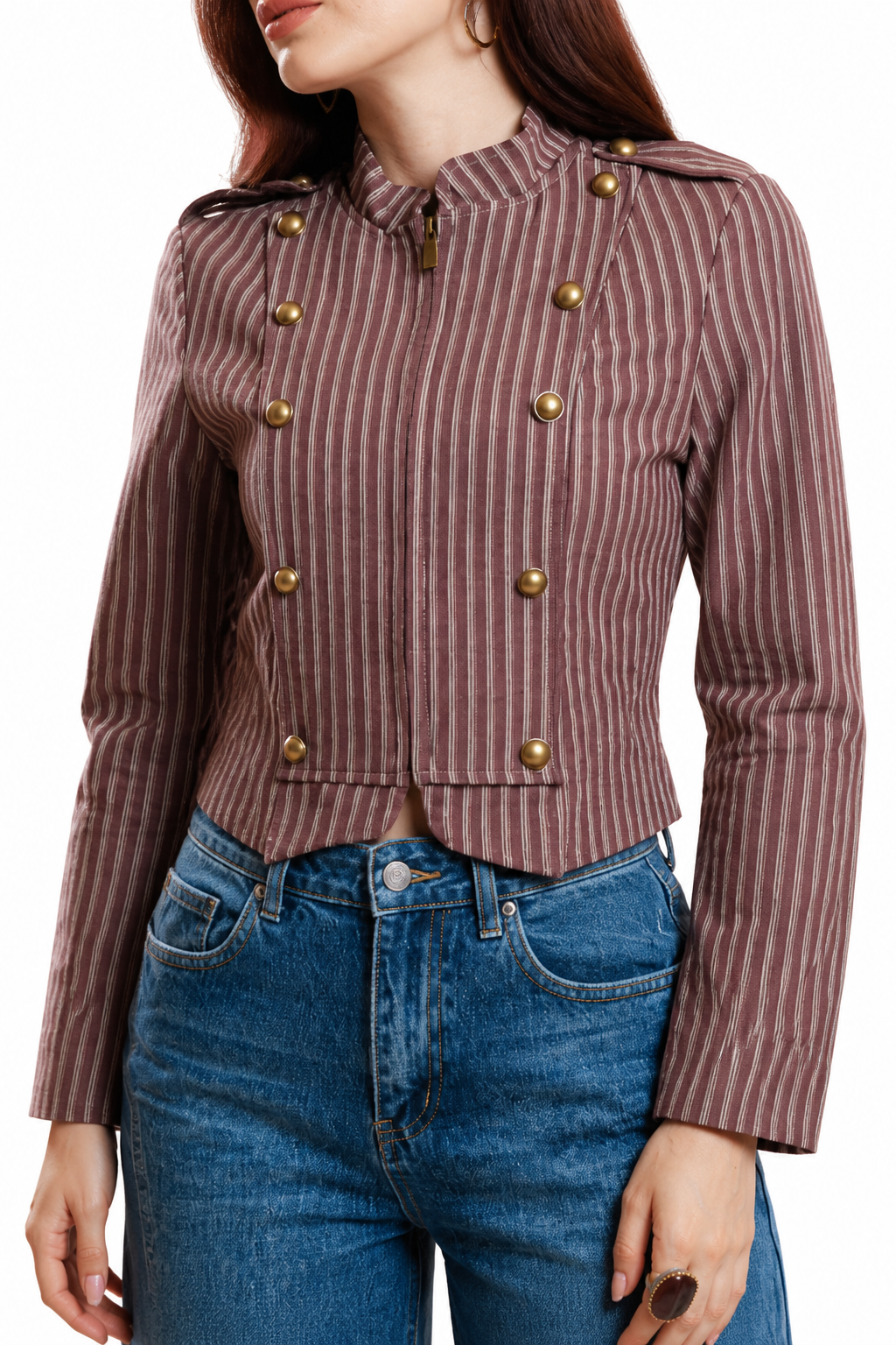 Chaqueta Hessed Couture corta de doble botonadura dorada — Vino