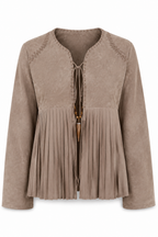 Chaqueta Hessed Couture de gamuza con vuelo plisado — Beige