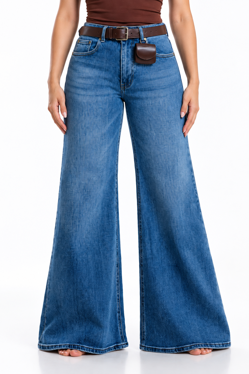 Jeans KOSCH loose flare con bolsas cargo y cinto — Mezclilla media