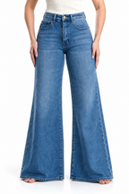 Jeans KOSCH loose flare con faja moldeadora — Mezclilla media