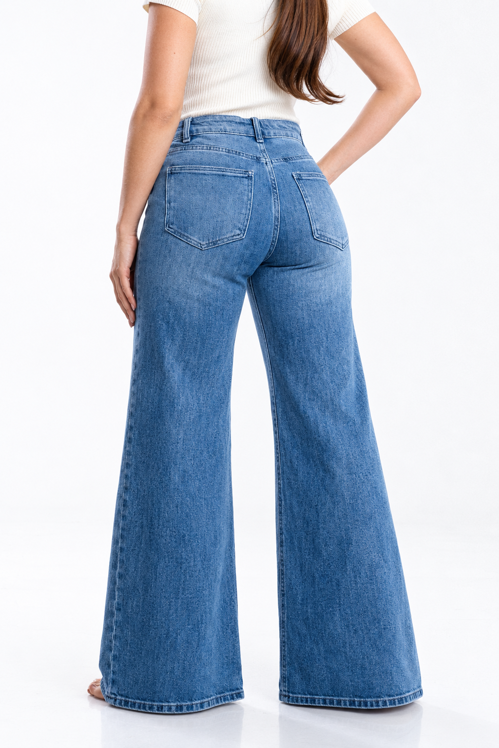 Jeans KOSCH loose flare con faja moldeadora — Mezclilla media
