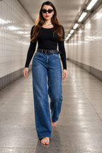 Jeans KOSCH straight wide con cinto — Mezclilla media