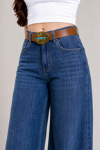 Jeans KOSCH loose wide con cinturón de hebilla — Mezclilla media