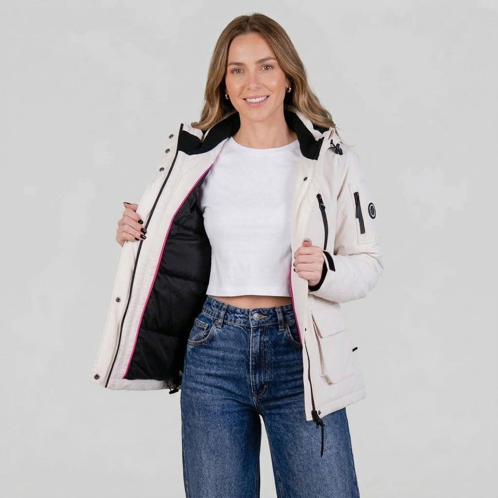 Chamarra con gorro ajustable y múltiples bolsas — Sand