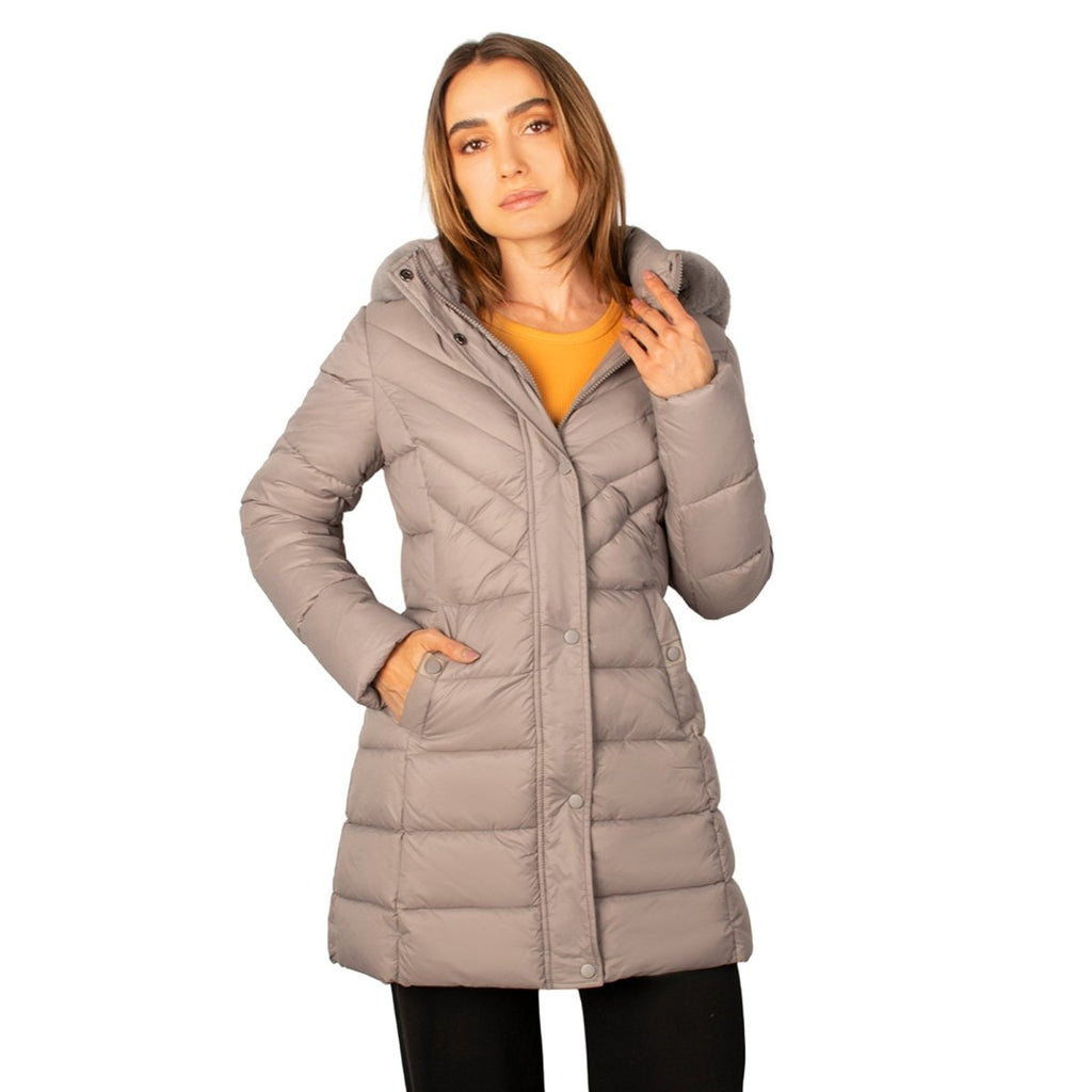 Chamarra larga capitonada con bolsas al costado — Light Taupe
