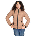 Chamarra capitonada de cuello alto con gorro desmontable — Beige