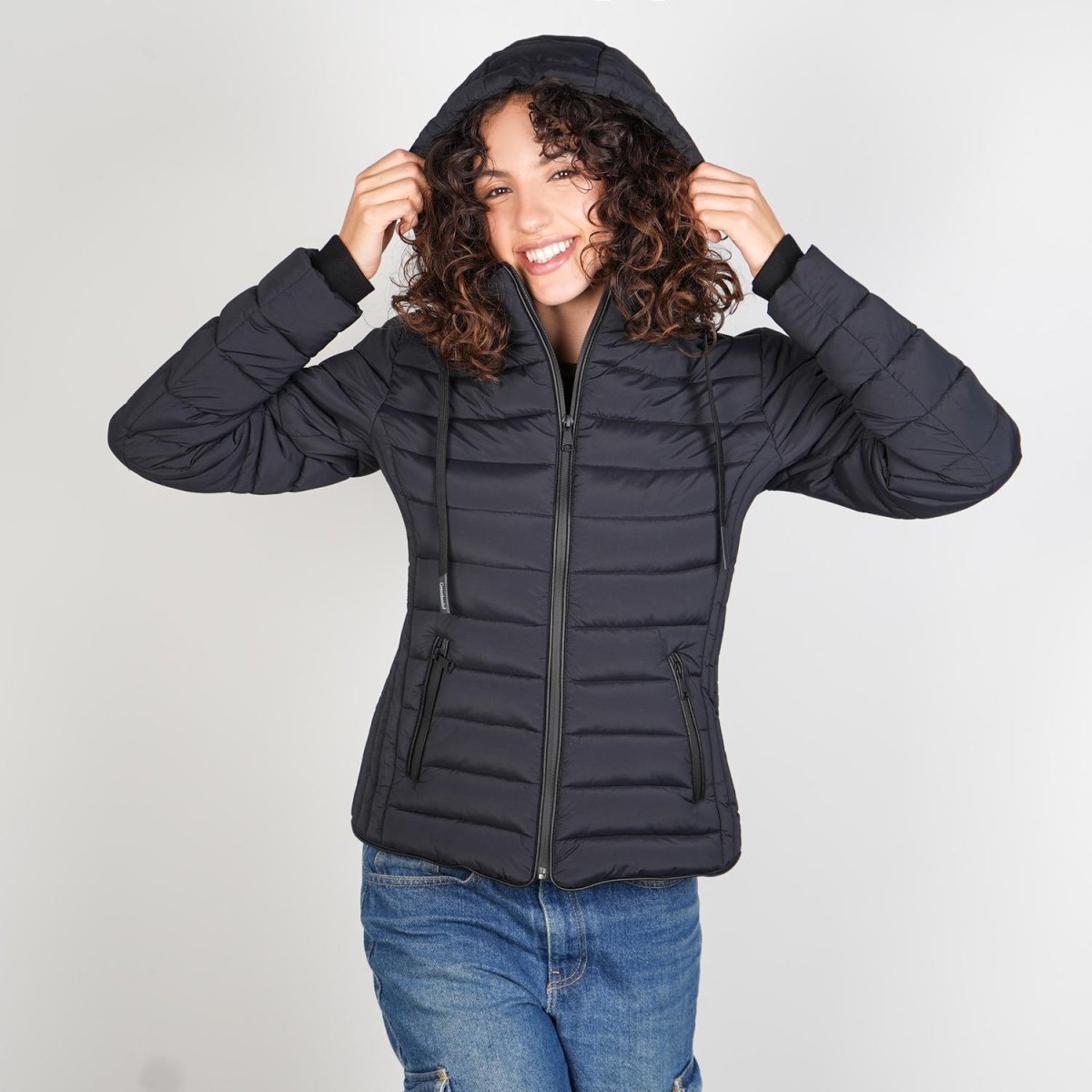 Chamarra capitonada de cuello alto con gorro desmontable — Black